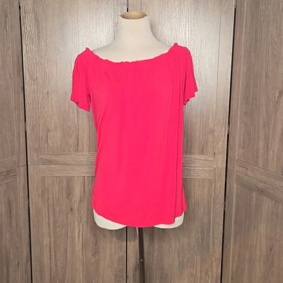 Rose One-Shoulder Pink Women's Top - Picture 3 of 7